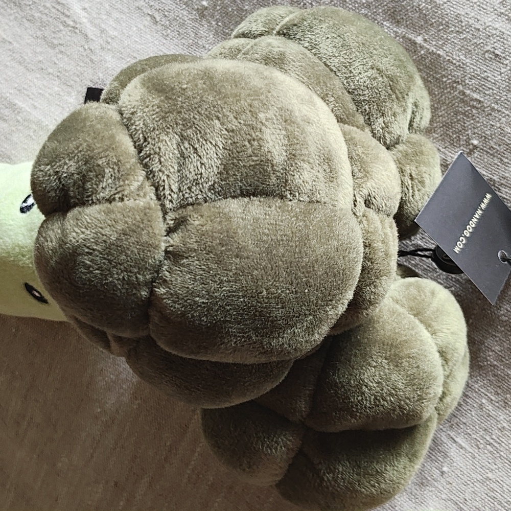 PETS: Plush Broccoli DOG TOY - Picture 5 of 9